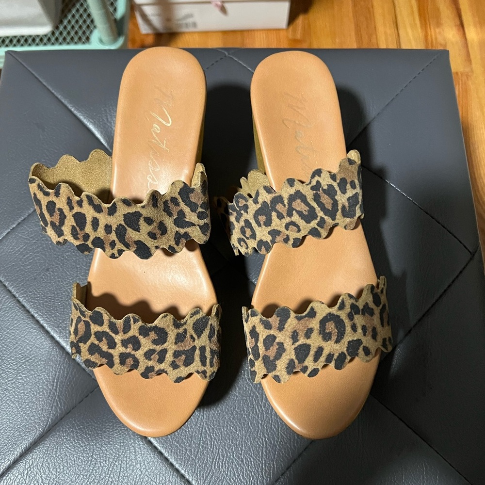 2 for $14 All $8 shoes 
Matisse leopard and brown (tan) sandals